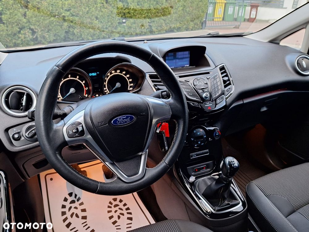 Ford Fiesta 1.0 EcoBoost STart-Stop Titanium - 8