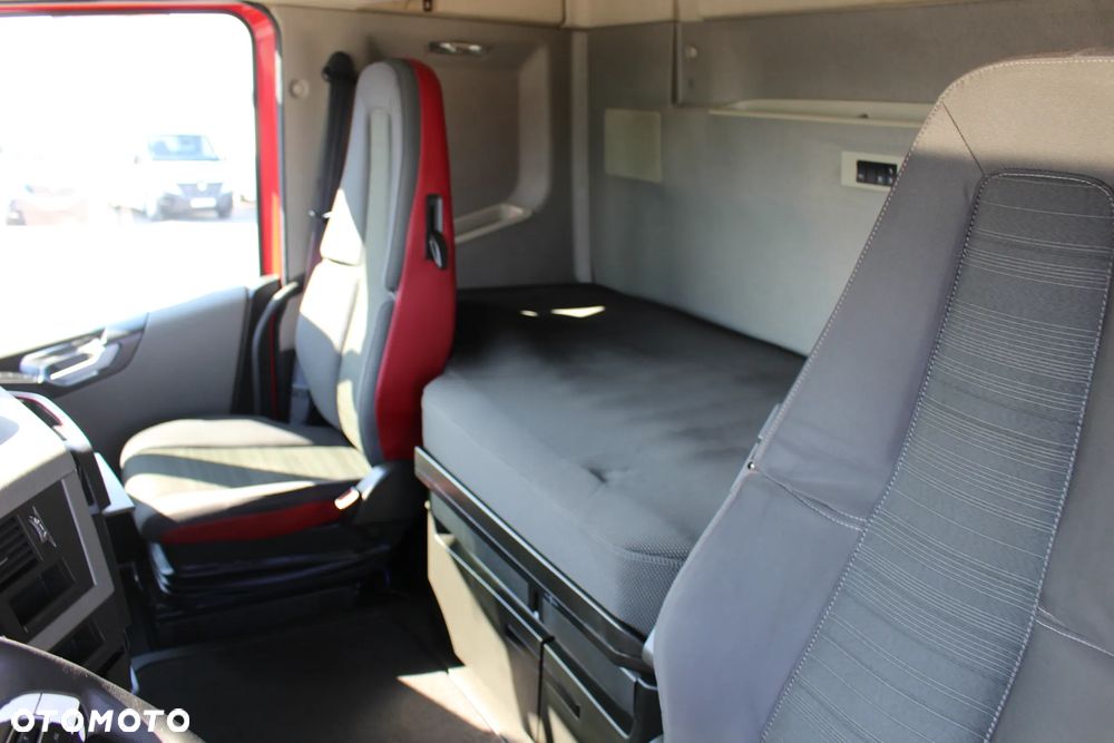 Volvo FH4 500 *E5*EEV / HYDRAULIKA / PEŁNY SPOILER/ *SERWIS FR*/ SUPER STAN / - 30