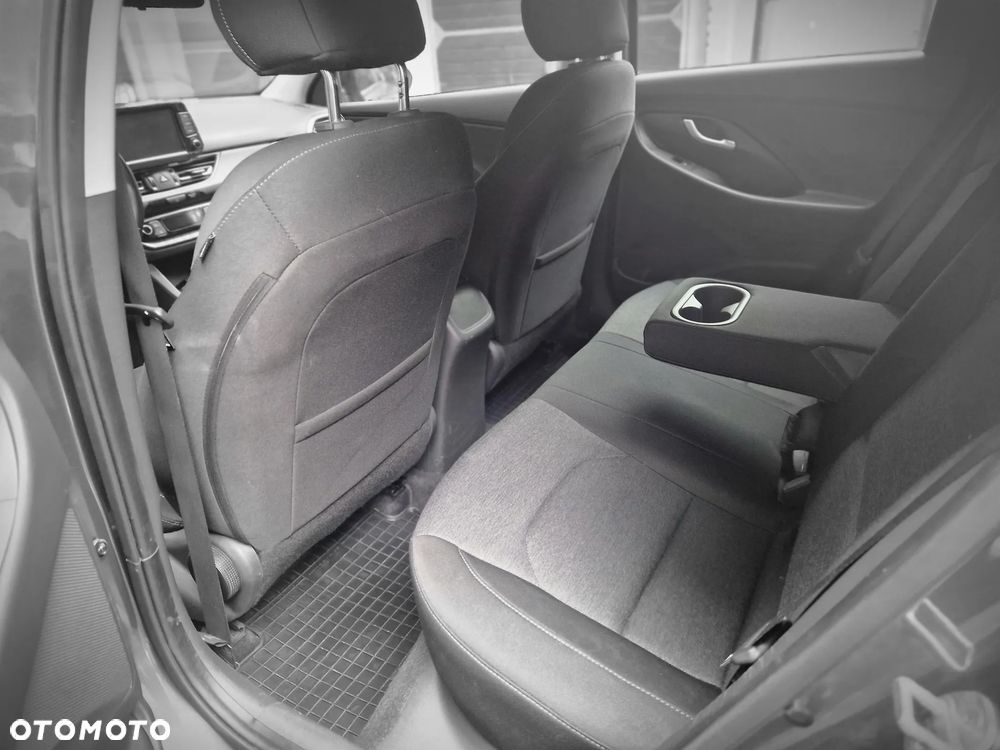 Hyundai i30 - 25