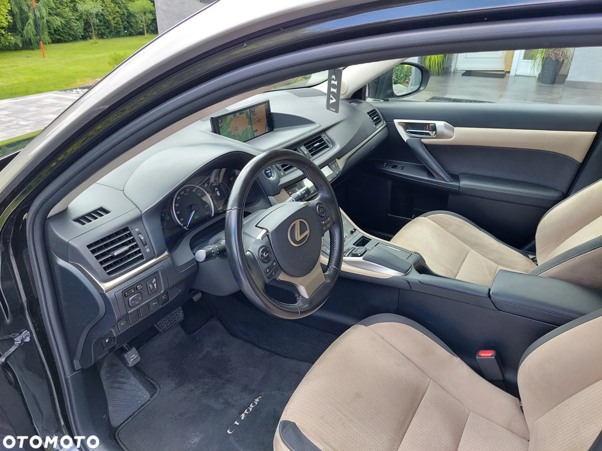 Lexus CT - 25