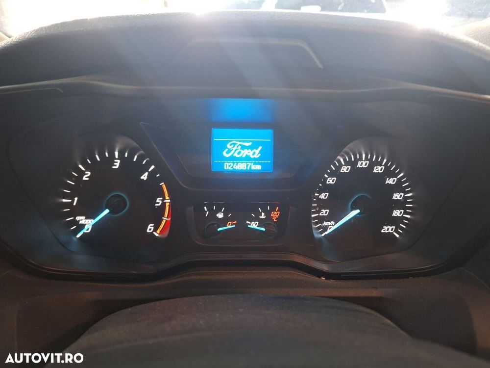 Ford Transit DoubleCab - 8