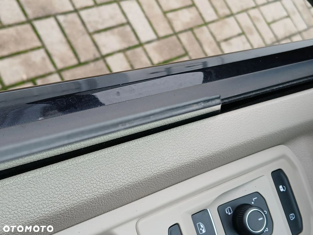 Volkswagen Multivan 2.0 TDI L2 DSG - 29