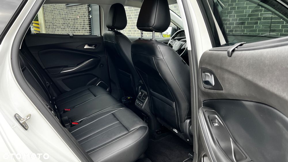 Opel Grandland X - 30