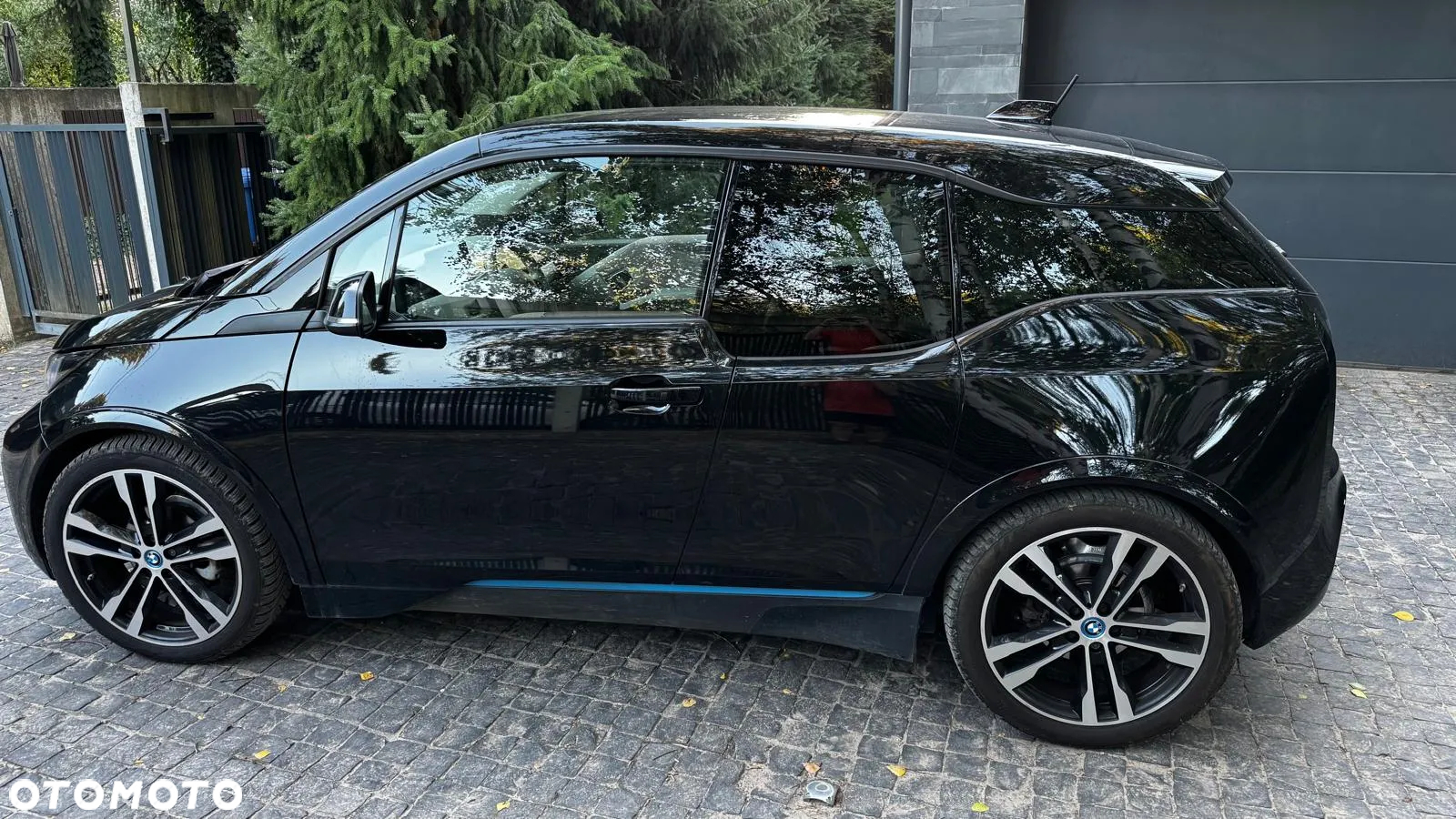 BMW i3 (120 Ah) - 12