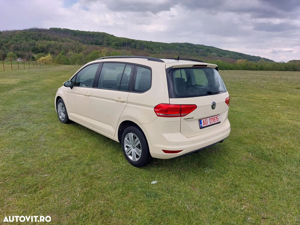 Volkswagen Touran 2.0 TDI SCR (BlueMotion Technology) DSG Comfortline - 3