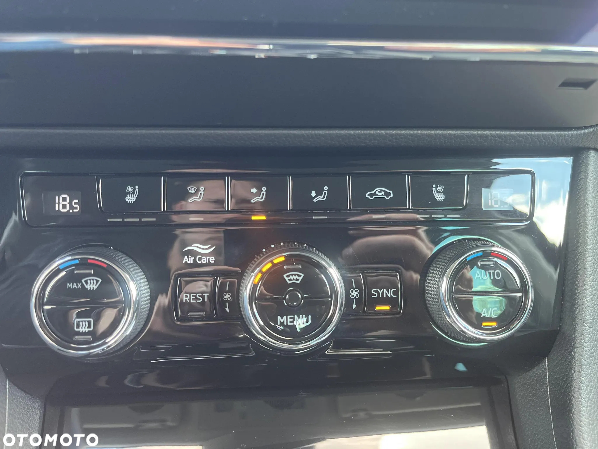 Skoda Superb 2.0 TSI 4x4 L&K DSG - 35
