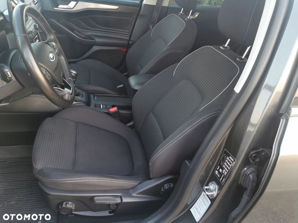 Ford Focus 1.5 EcoBlue SCR Titanium - 6
