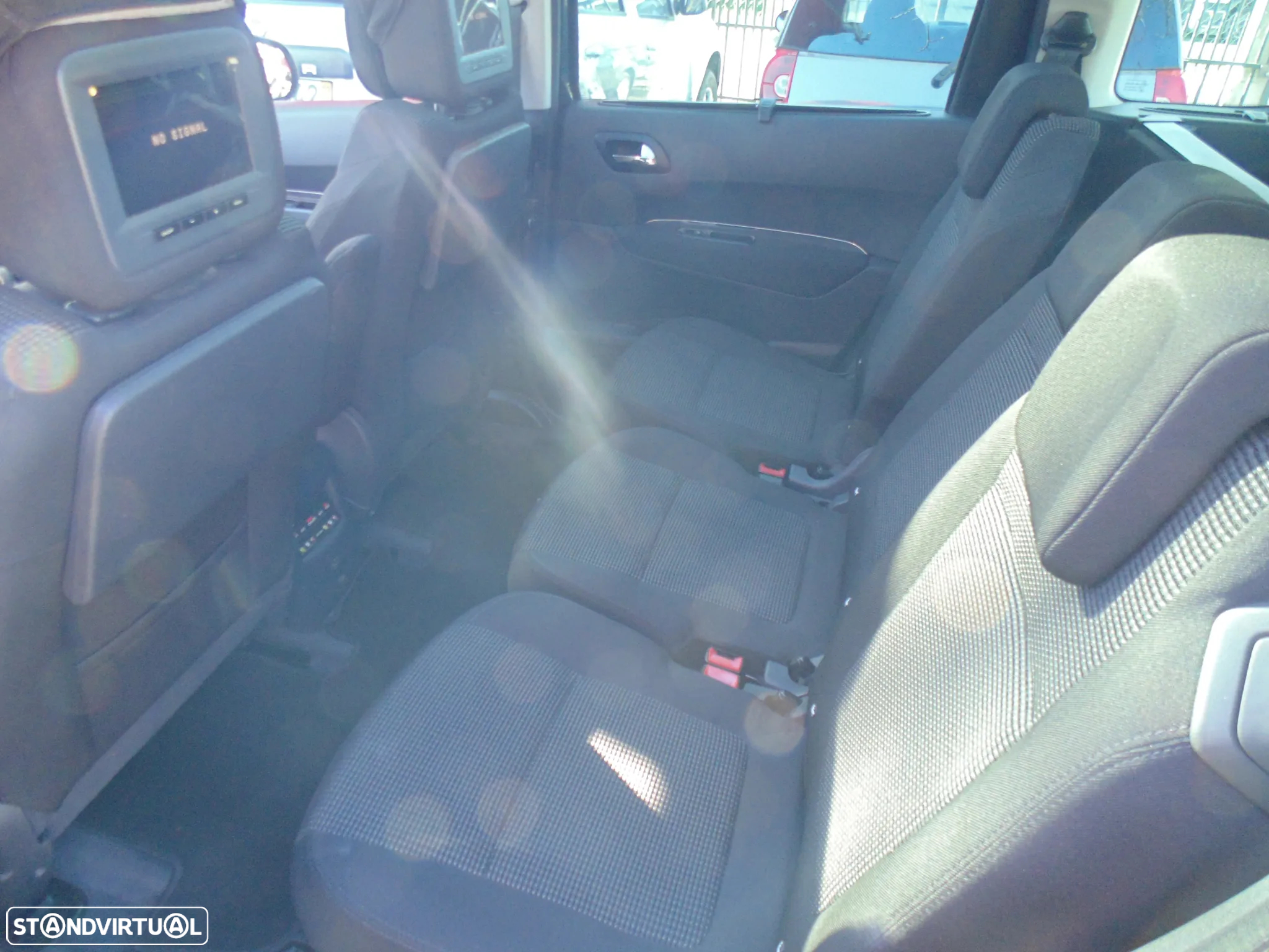 Peugeot 5008 1.6 E-HDi Tech-Motion CMP6 - 17