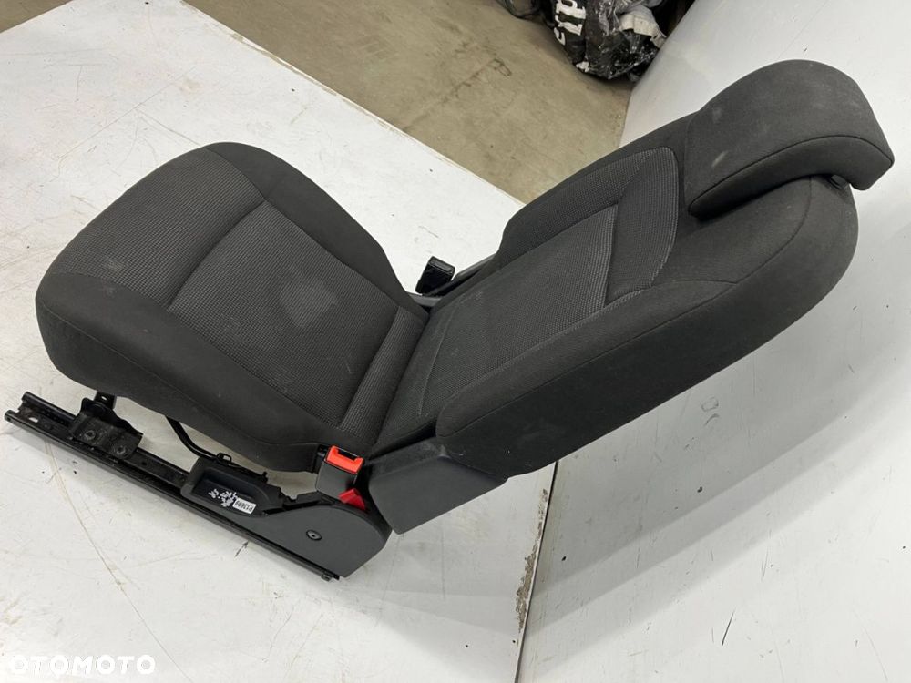 Fotele Ford S-Max I MK1 06-14r. tylny środkowy 2 rząd kanapa 7 osobowy - 11