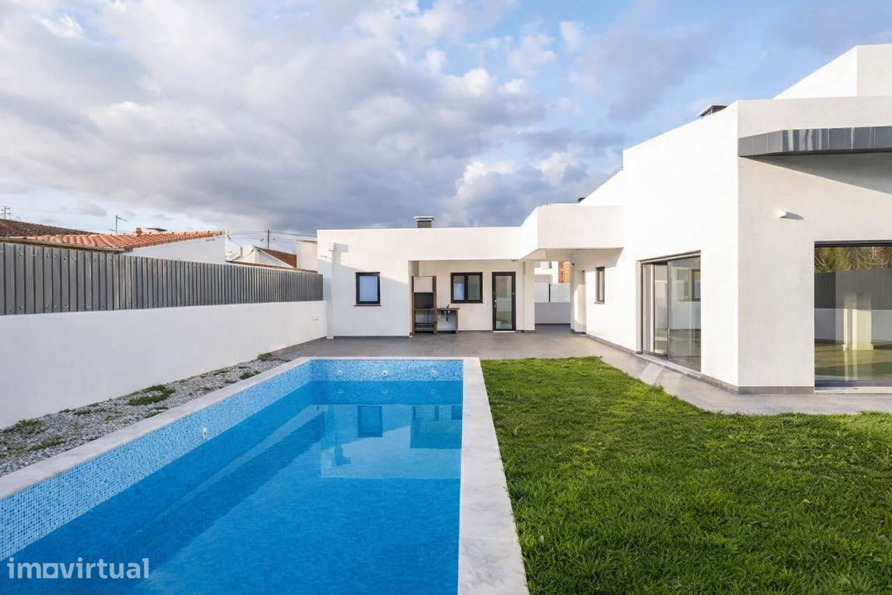 Moradia T5 com piscina em Azeitão - Setúbal - Grande imagem: 3/60