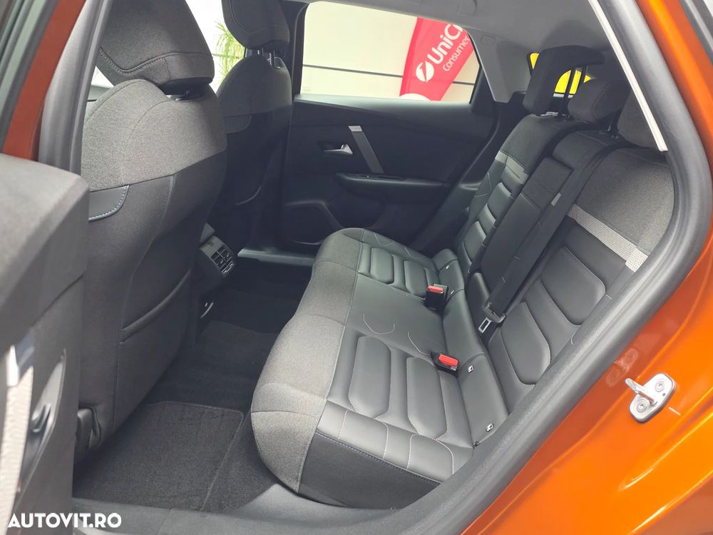 Citroën C4 1.2 PureTech S&S EAT8 Shine - 17