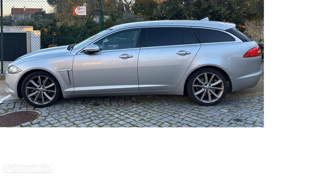 Jaguar XF Sportbrake 2.2 D Premium Luxury - 1