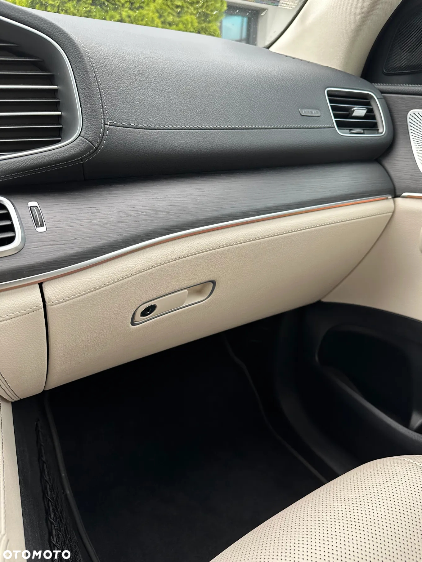Mercedes-Benz GLE - 15