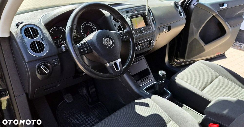 Volkswagen Tiguan - 23
