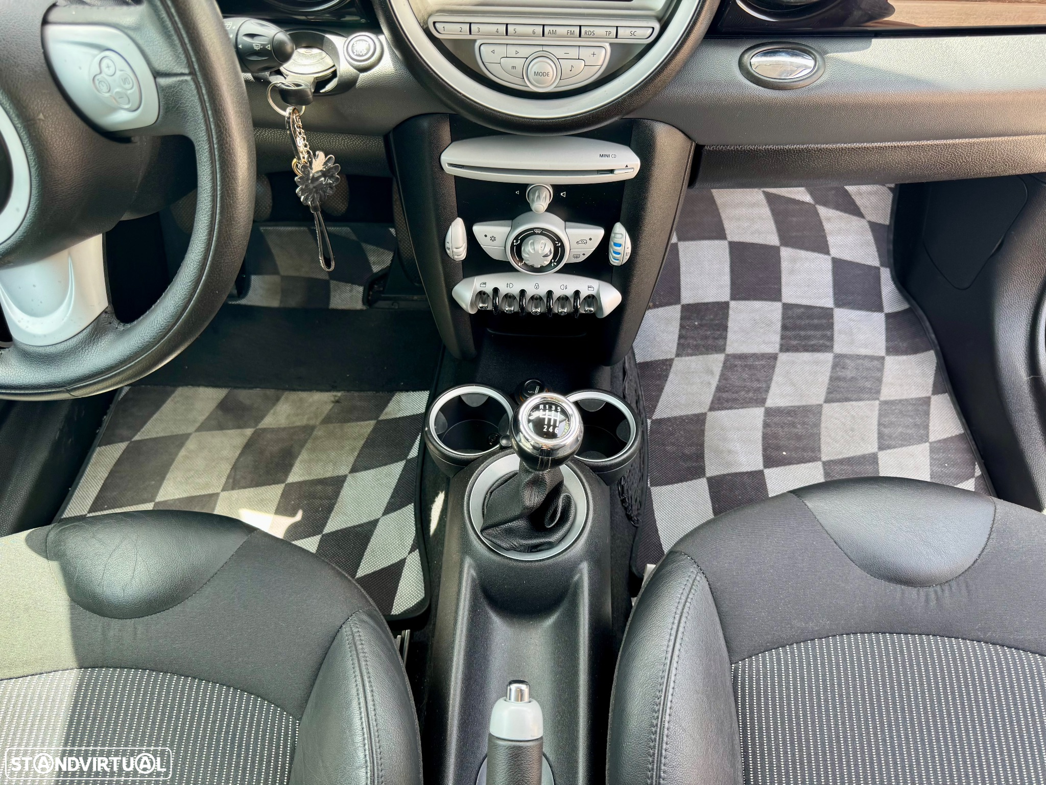 MINI 3 Portas Cooper - 17