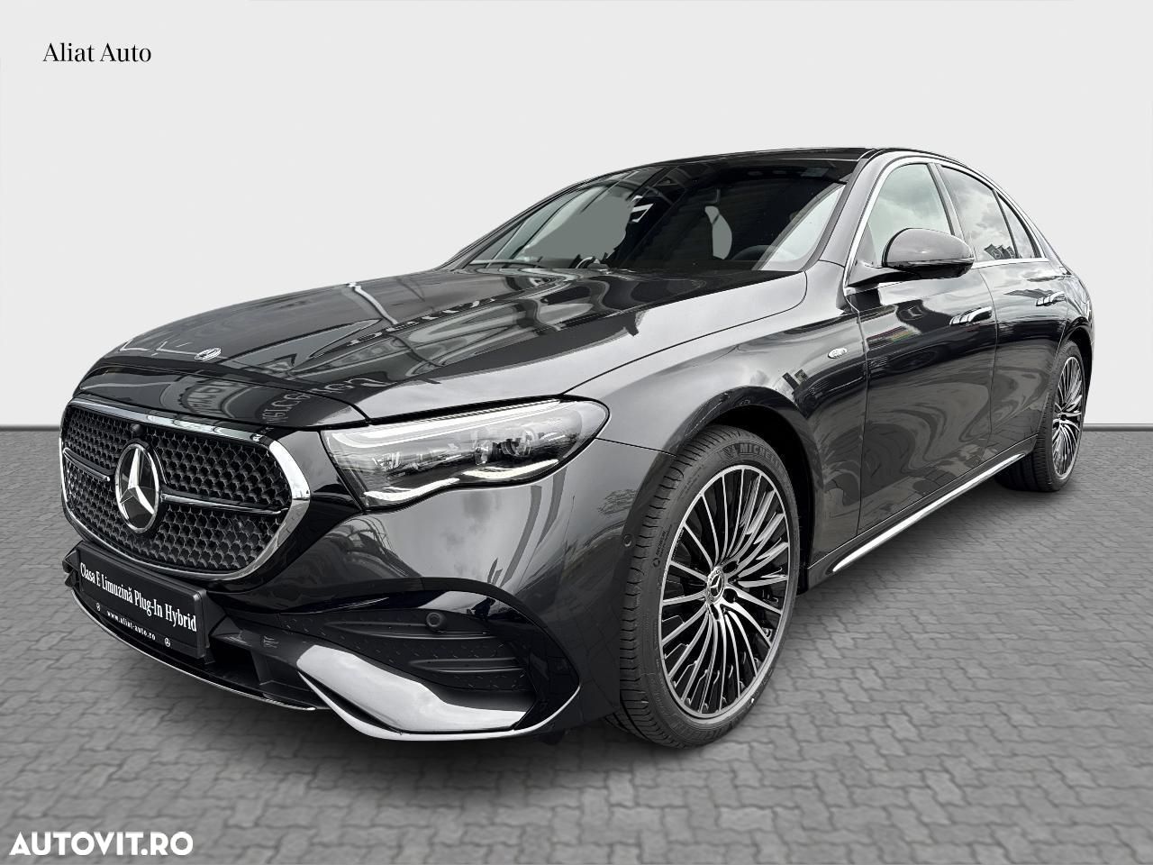 Mercedes-Benz E 300 4MATIC Aut. - 1