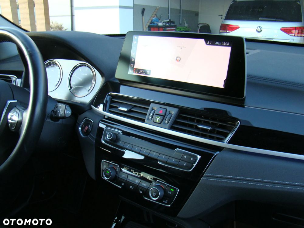 BMW X1 xDrive20d Sport Line - 29