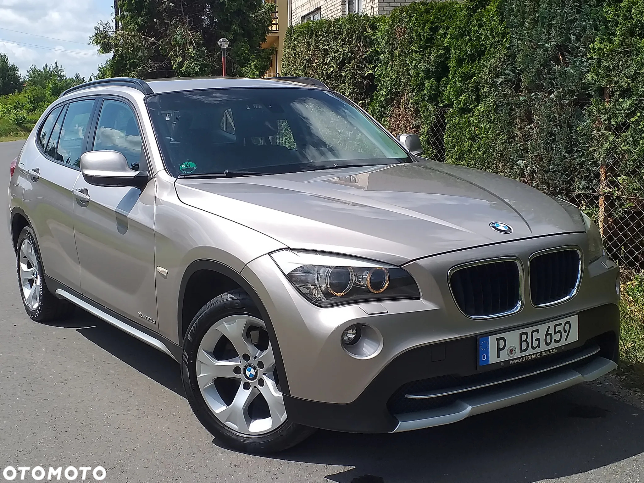 BMW X1 xDrive20d xLine - 12