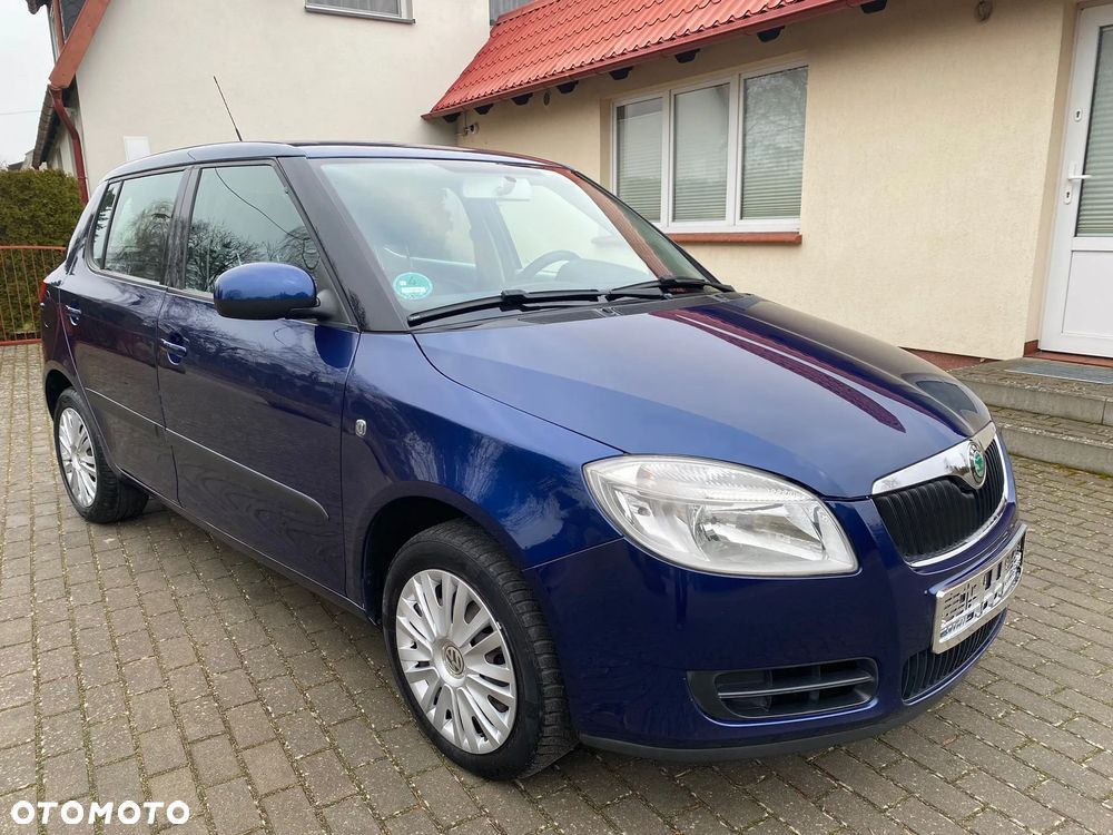 Skoda Fabia 1.2 HTP STYLE Edition - 39