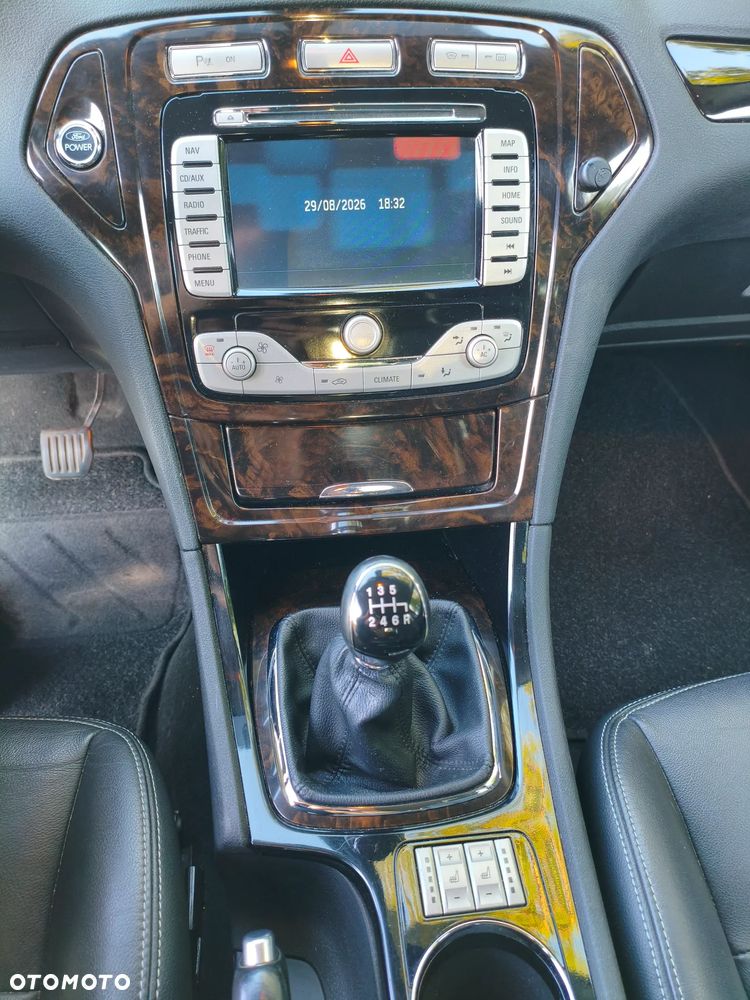 Ford Mondeo 2.2 TDCi Ghia - 12