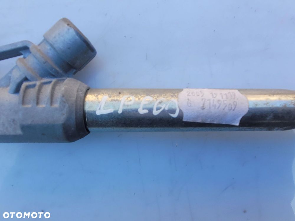 NAPINACZ PASA LEWY PRZÓD PRZEDNI BMW E60 7149509 - 2