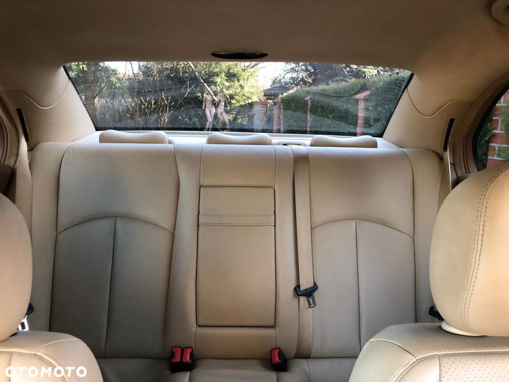 Mercedes-Benz Klasa E 280 CDI 4Matic Automatik Avantgarde DPF - 19