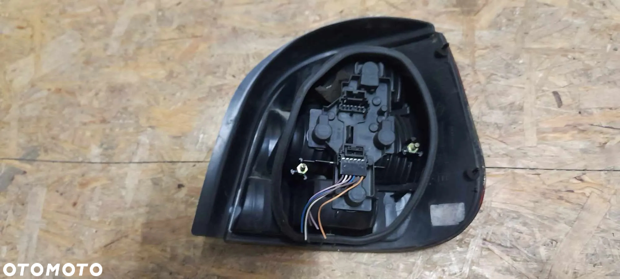 LAMPA PRAWA LEWA TYŁ RENAULT SCENIC 1 I - 4