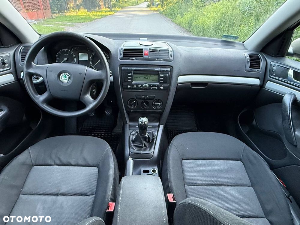Skoda Octavia - 8