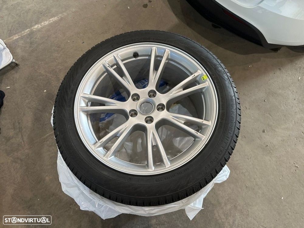 Tesla Model Y Long Range Dual Motor AWD - 15