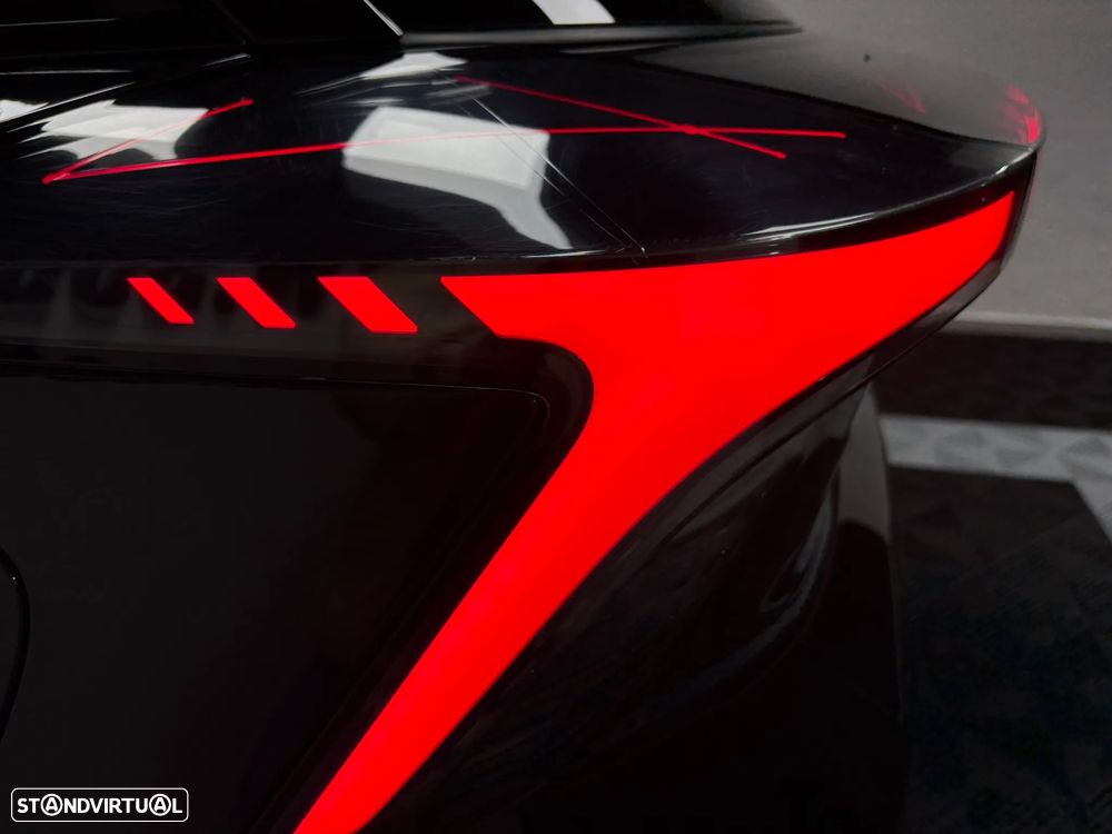 MG MG4 64 kWh Luxury - 7