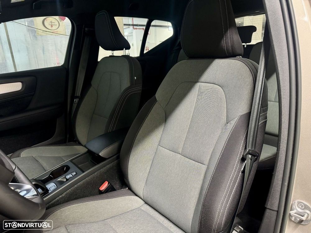 Volvo XC 40 1.5 T5 PHEV Momentum Plus - 24