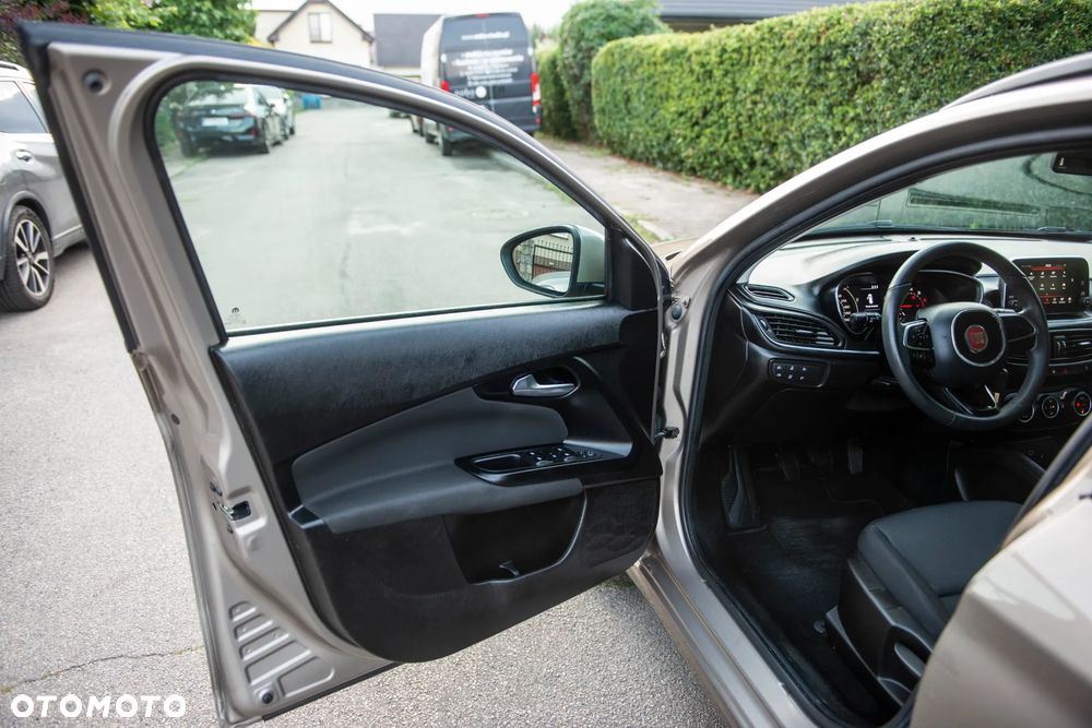 Fiat Tipo 1.4 T-Jet Business Line - 17
