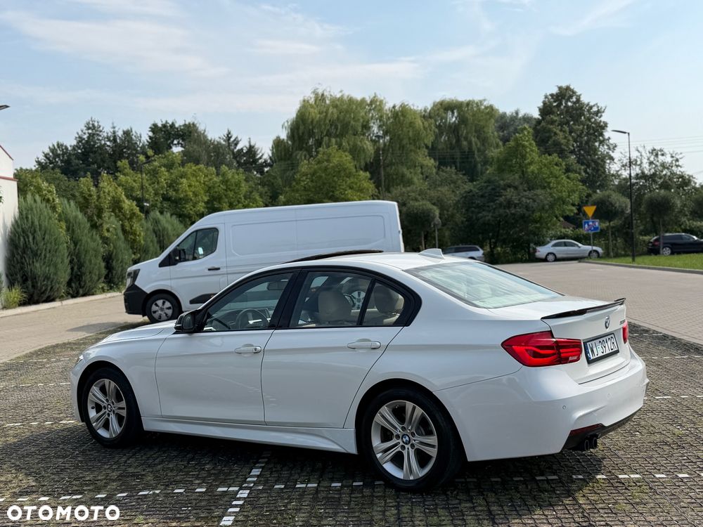 BMW Seria 3 328i Sport-Aut Sport Line - 8