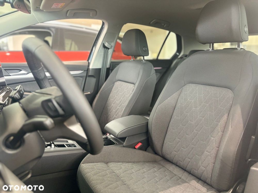 Volkswagen Golf - 14