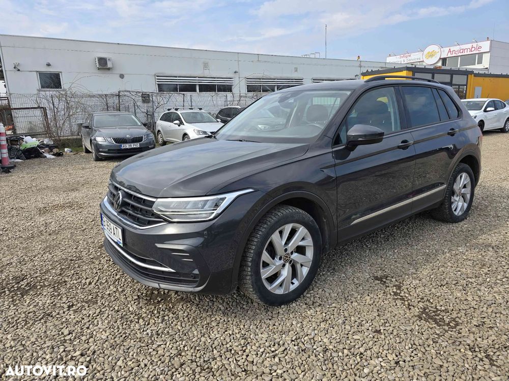 Volkswagen Tiguan - 6