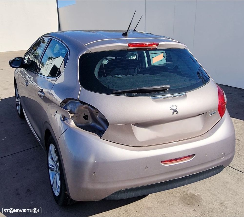 Peugeot 208 1.2 1.2 Gasolina – 82 cv | 2015 PARA PEÇAS - 3