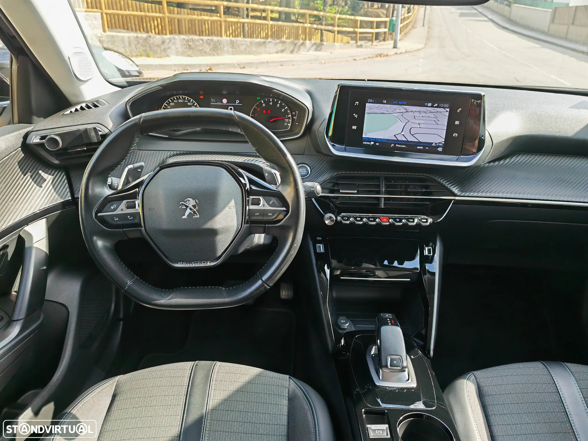 Peugeot 2008 1.5 BlueHDi Allure Pack EAT8 - 6