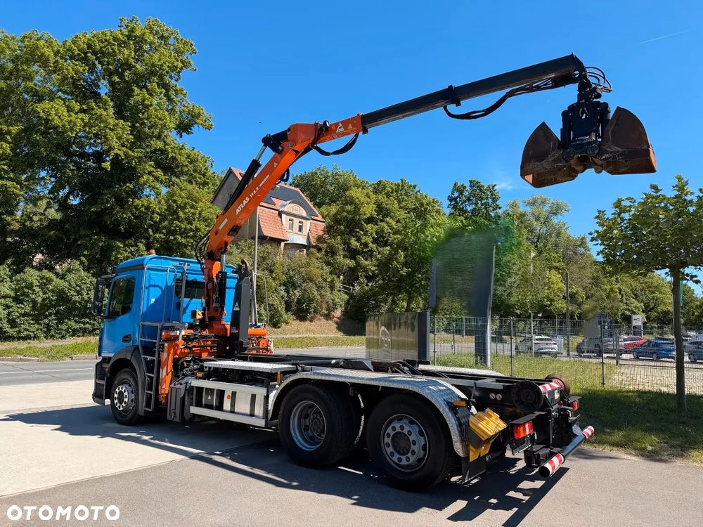 Mercedes-Benz ANTOS 2533 6x2 + HDS ATLAS sterowany pilotem | EURO 6 | 144 000 KM - 8