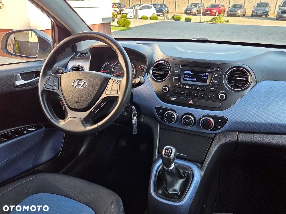 Hyundai i10 1.2 YES Silver - 11