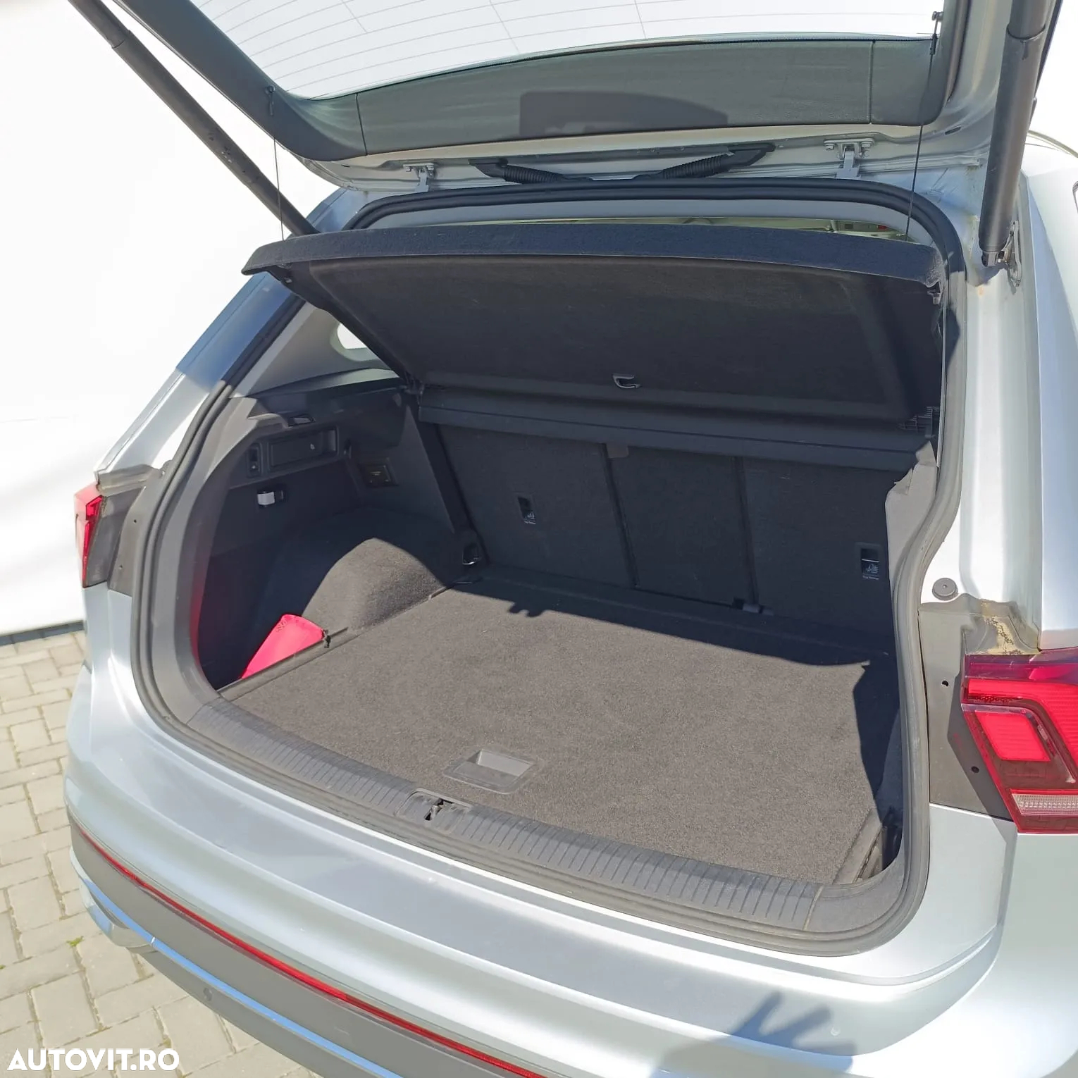 Volkswagen Tiguan 2.0 TDI SCR DSG 4Motion Elegance - 30