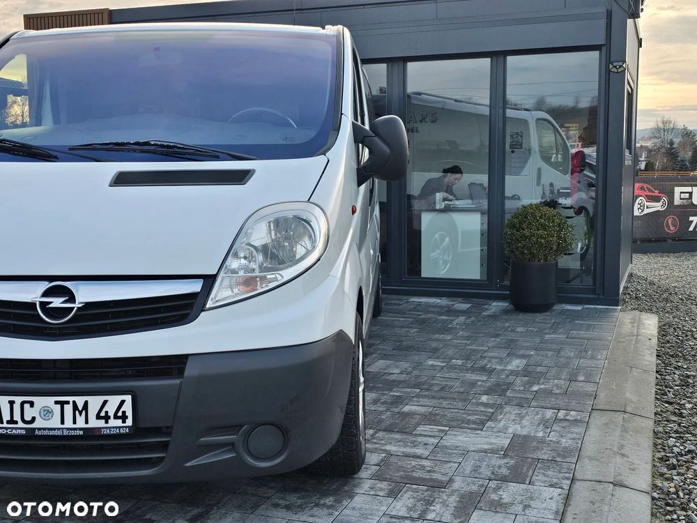 Opel Vivaro L2H1 2.9t Edition - 25