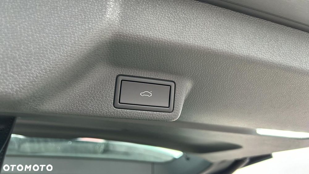 Volkswagen ID. Buzz Cargo DEMO 150 kW (204 PS) / skrzynia biegów: automatyczna 1 biegowa rozstaw osi: 2988 mm - 25