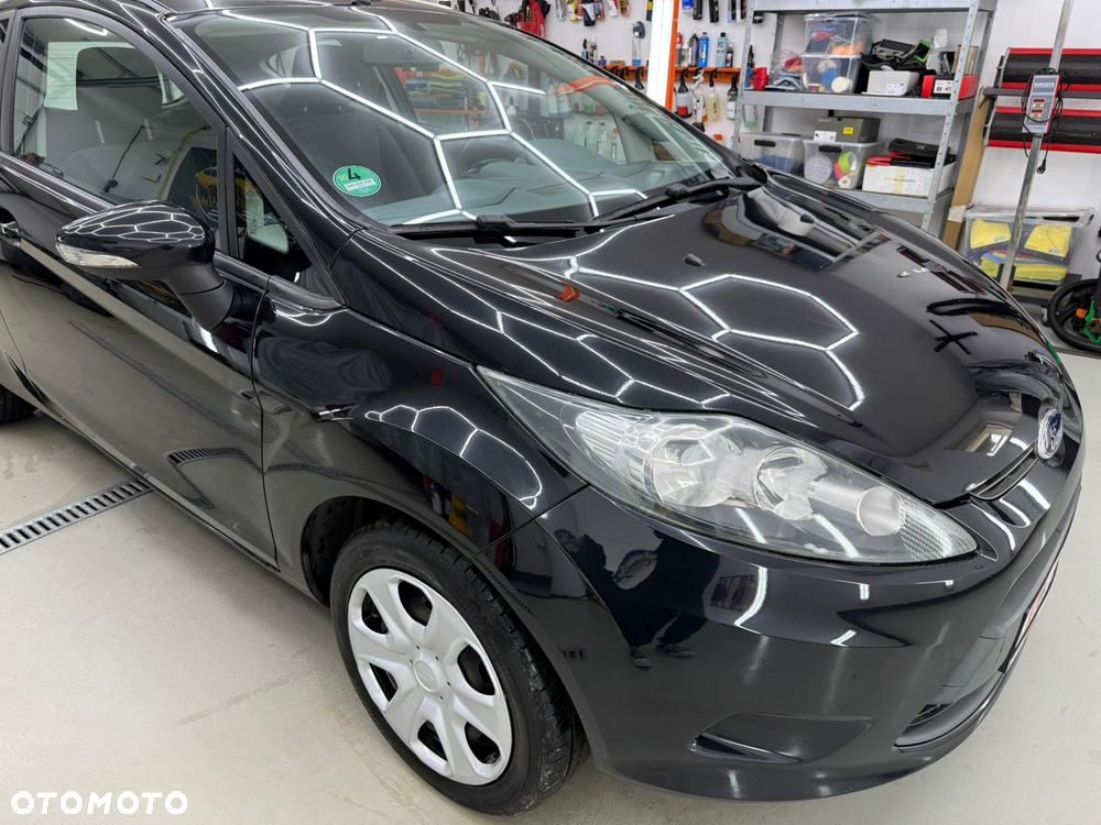 Ford Fiesta - 9