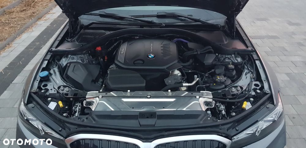 BMW Seria 3 318d MHEV Business Edition - 11