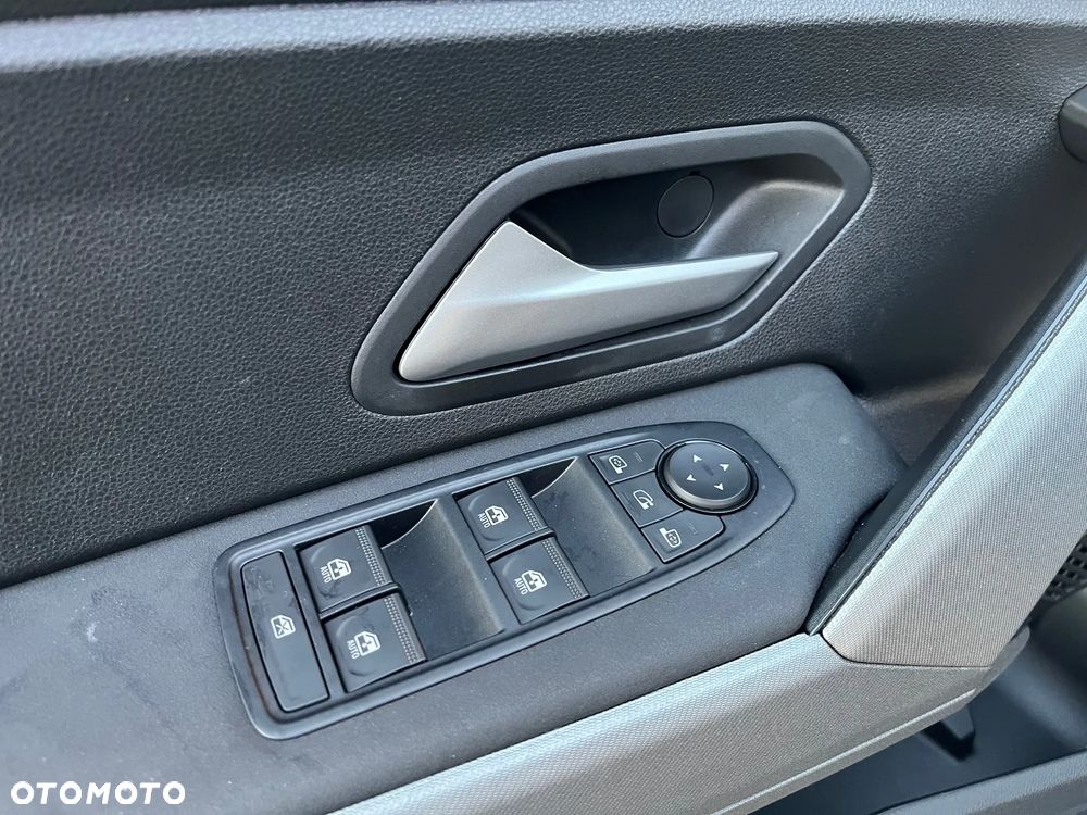 Dacia Bigster 1.8 Full Hybrid 155 Journey MMT - 11