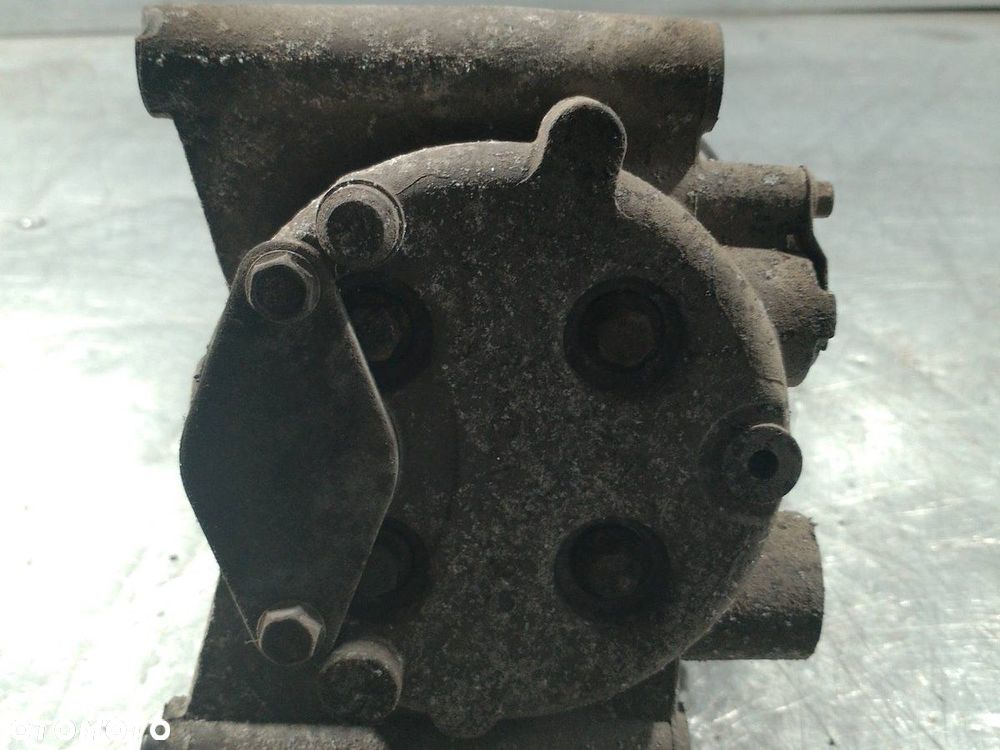 POMPA, SPRĘŻARKA KLIMATYZACJI JAGUAR S-TYPE 3.0 6V - 6