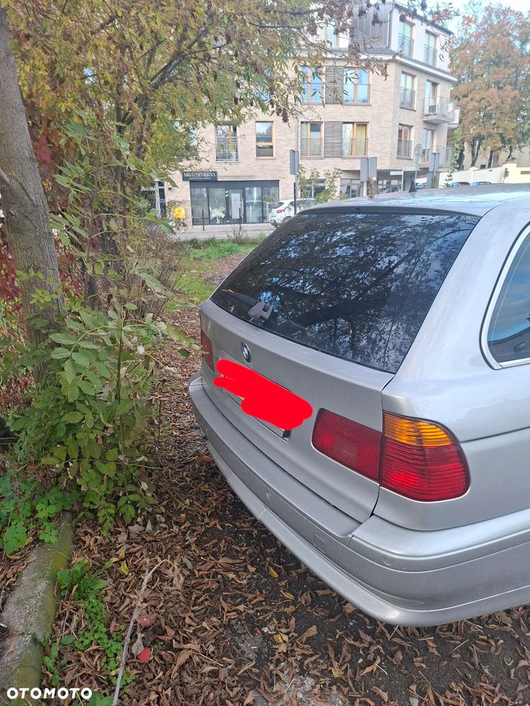 BMW Seria 5 525d - 7