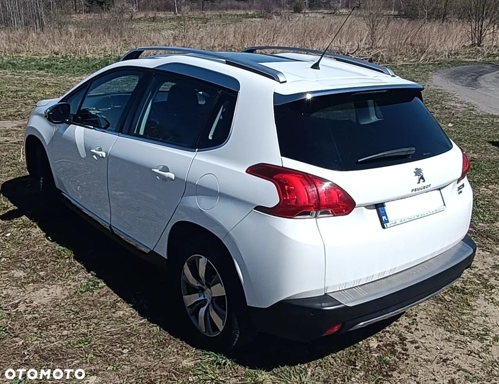 Peugeot 2008 e-HDi FAP 92 STOP & START Allure - 17