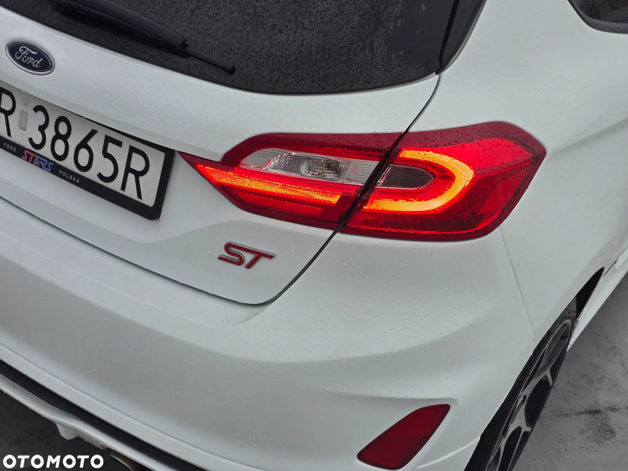 Ford Fiesta 1.5 EcoBoost S&S ST - 11