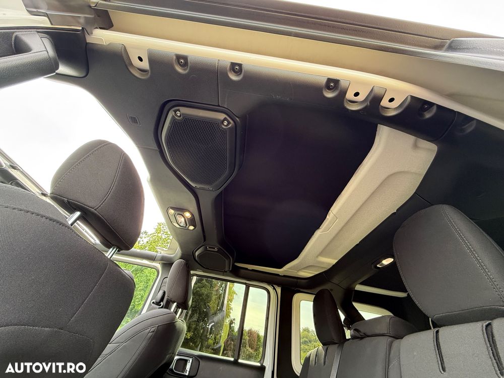 Jeep Wrangler 2.0 AT8 4WD Rubicon - 21